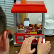 (61/R9) Lot RRP £118. 4x Items. 2x Candy Grabber Claw Machine RRP £45 Each. 2x Pinart RRP £14 Eac...