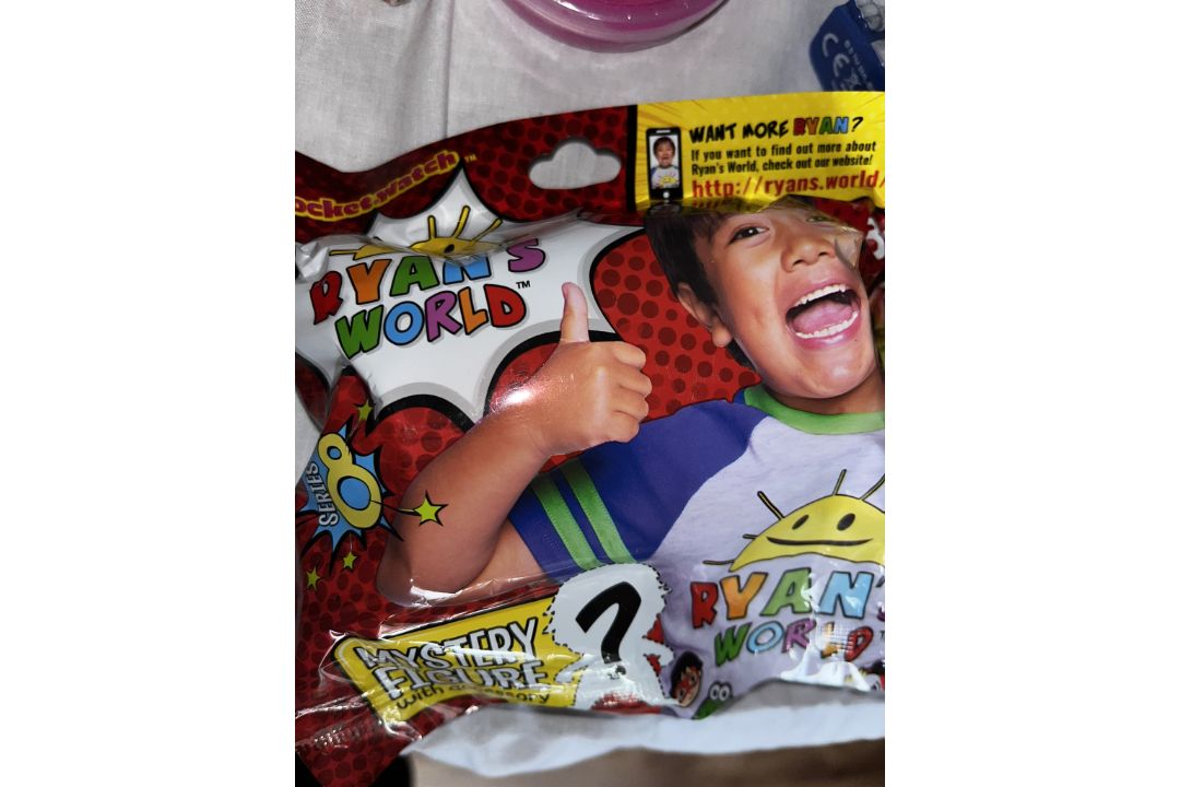 Large Selection of Toys - Disney, Ryans World, Pokemon, Minecraft, Solar Projector & Keyboard + - Image 6 of 9