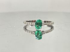 Beautiful Natural Emerald With Natural Diamonds & 18kGold