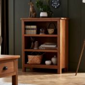 (88/P17) RRP £190. Norbury Oak Low Bookcase. Dimensions: (H900x W750x D350mm).