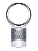 Title: (11/Mez) RRP £449.99. Dyson Pure Cool Desk Air Purifier.Description: (11/Mez) RRP £449.99.
