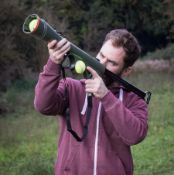 Title: (180/5P) Lot RRP £180. 10x Mans Best Friend Ball Launcher RRP £18 Each. (All Units Have