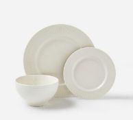 Title: (147/MR1G) Lot RRP £125. 3x Dinner Set Items. 2x Embossed Dinner Set White RRP £35 Each. 1x