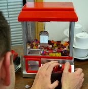 Title: (38/9H) Lot RRP £270. 6x Fairground Candy Grabber RRP £45 Each. (Units Have Return To