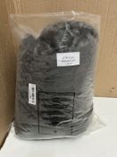 Large Silver/Grey Fleece Throw Grade U- RRP £39.99.