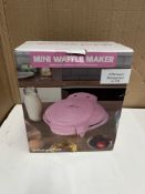 Mini Waffle Maker Grade U - RRP £14.99.