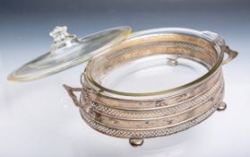 Ovale Schale mit Glaseinsatz