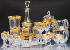 90-teiliges Set von Kristallgläsern u. Gefäßen (Gräflich Harrach'sche Glasfabrik, Neuwelt, 2. H. 20.