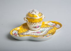 Schreibtischaufsatz (Dresden)