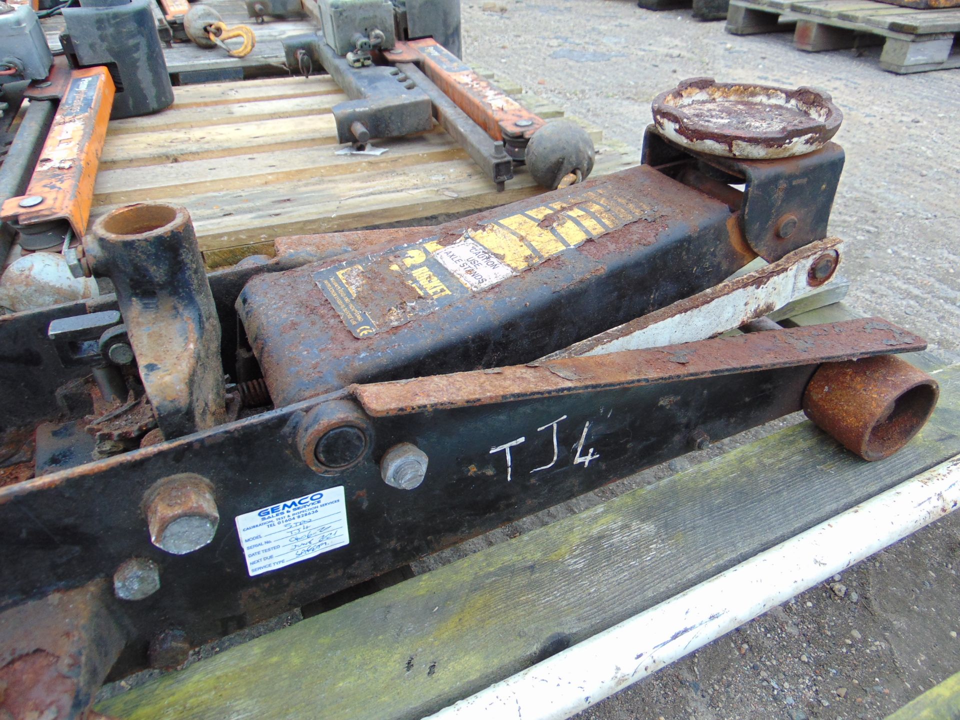 4x Mixed Jacks - Image 2 of 3