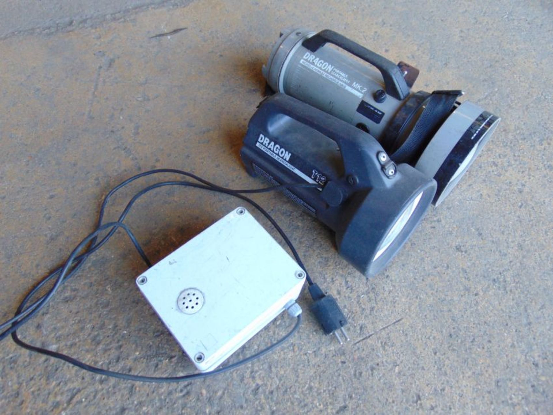 2 x Dragon Searchlights c/w Charger - Image 5 of 5