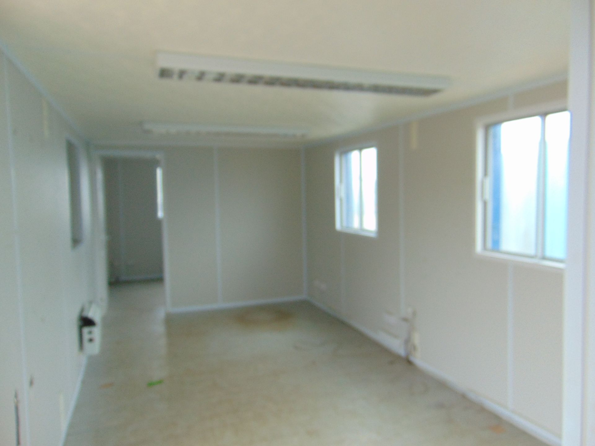 32ft x 10ft Steel Anti-Vandal Site Office - Image 11 of 18