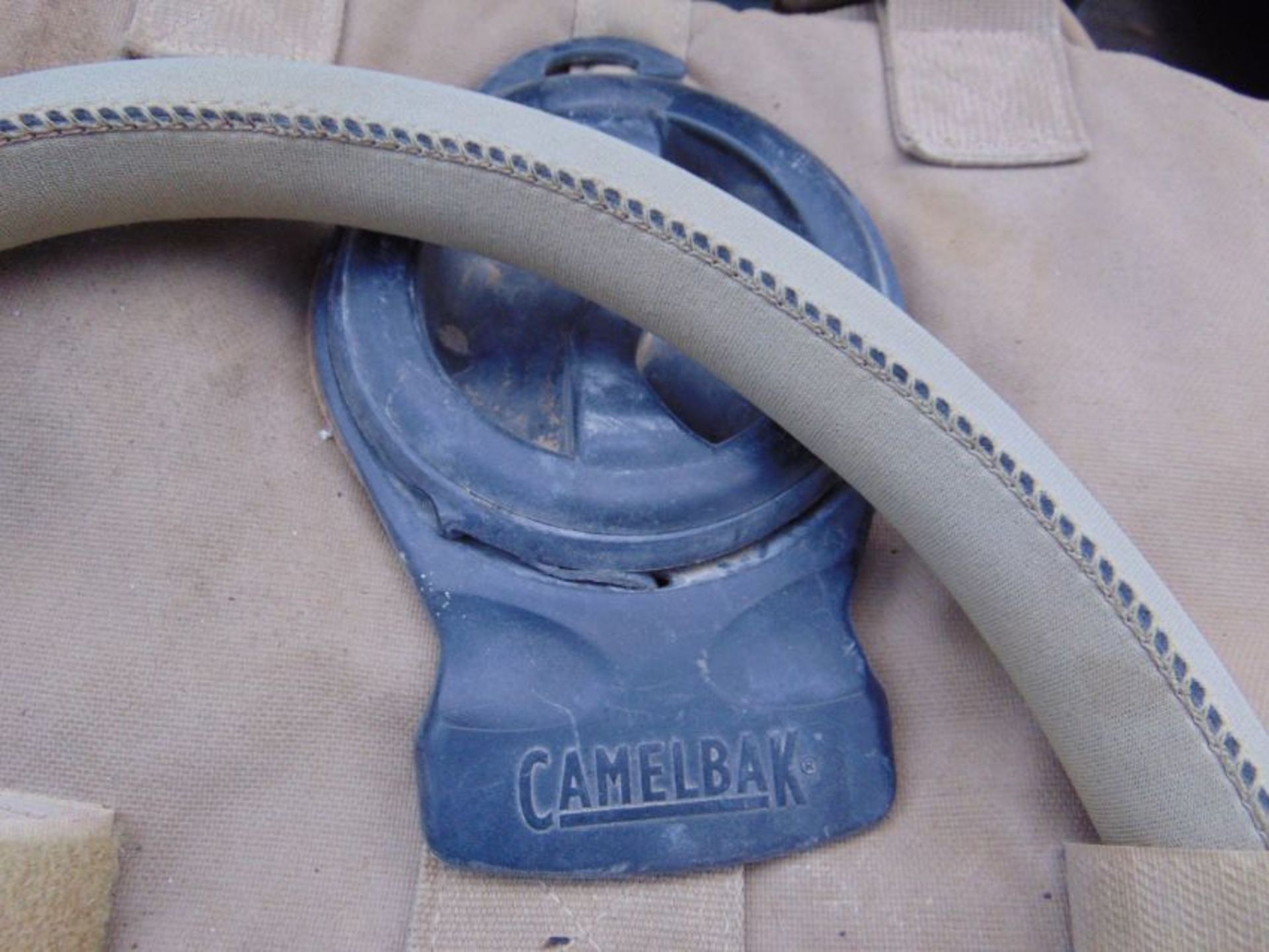 Q 5 x Camelbak Squadbak 25 L Litre Hydration Backpacks - Image 3 of 3