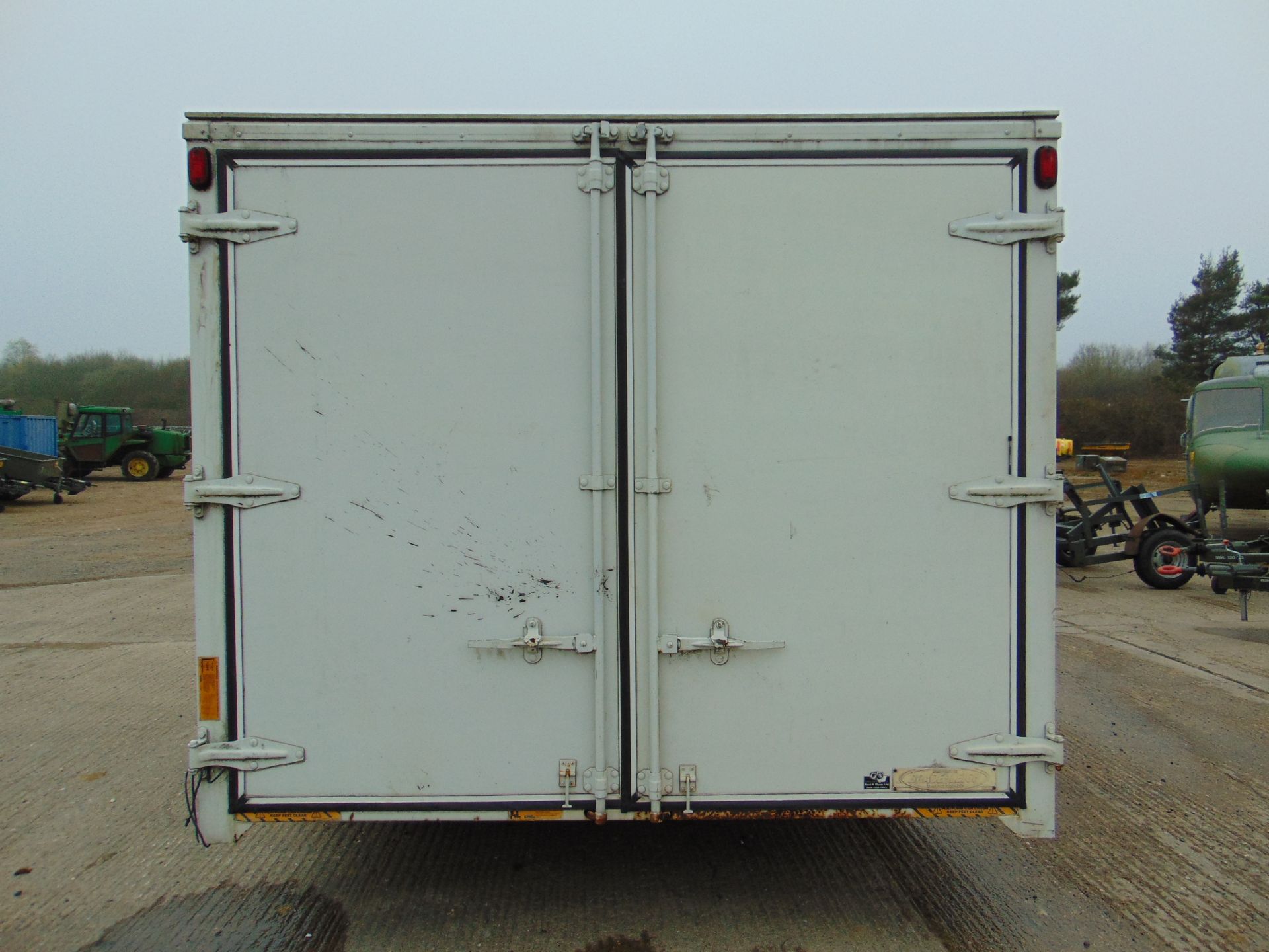 20ft x 8ft HGV Box Body C/W Twin Barn Doors - Image 2 of 10