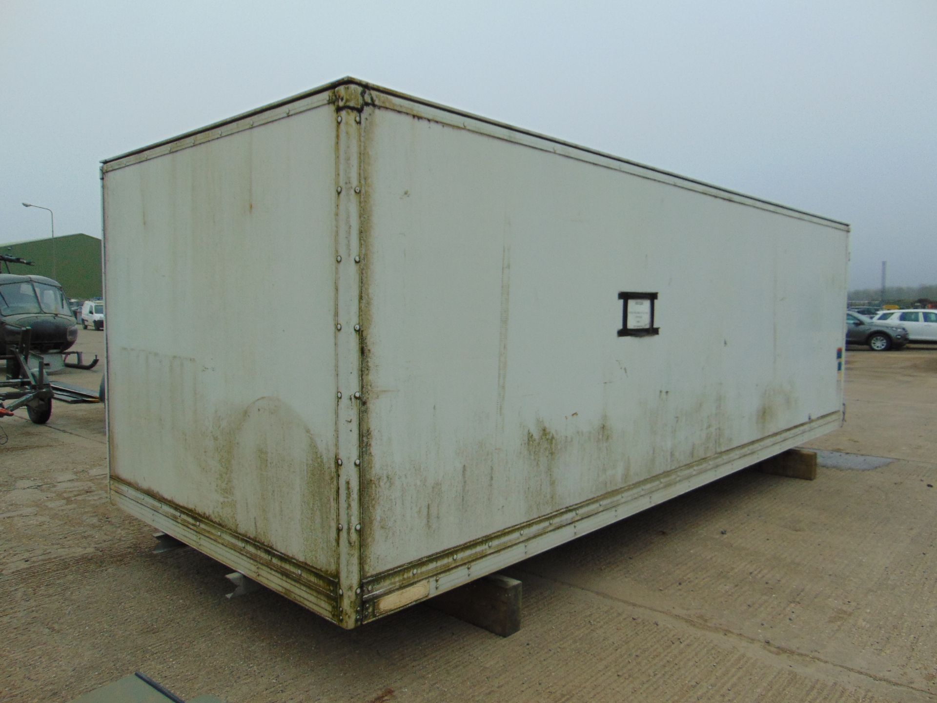 20ft x 8ft HGV Box Body C/W Twin Barn Doors - Image 4 of 10