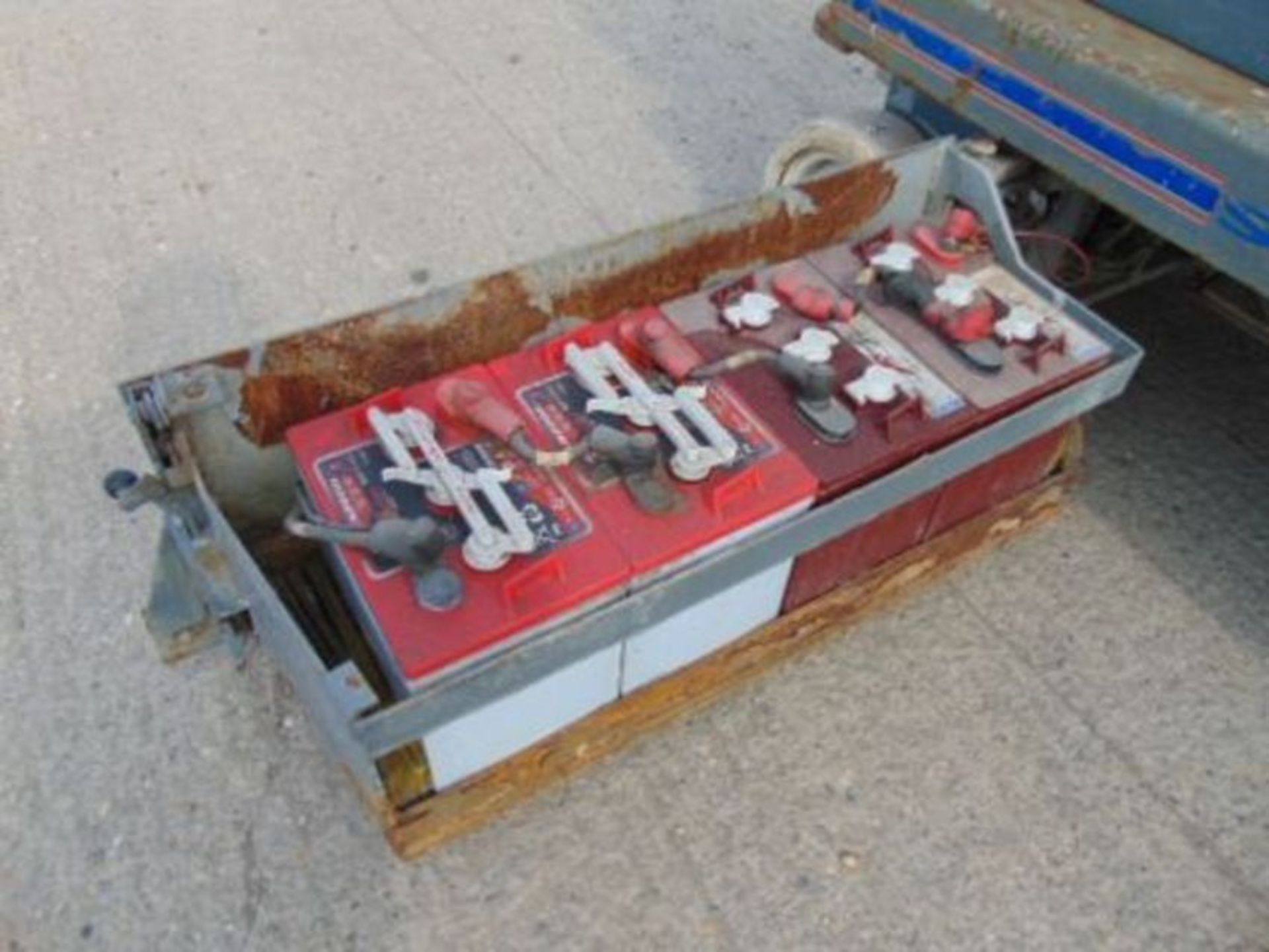 SKYJACK SJIII 3219 Electric Scissor Lift Access Platform ONLY 216 Hours! - Image 13 of 15