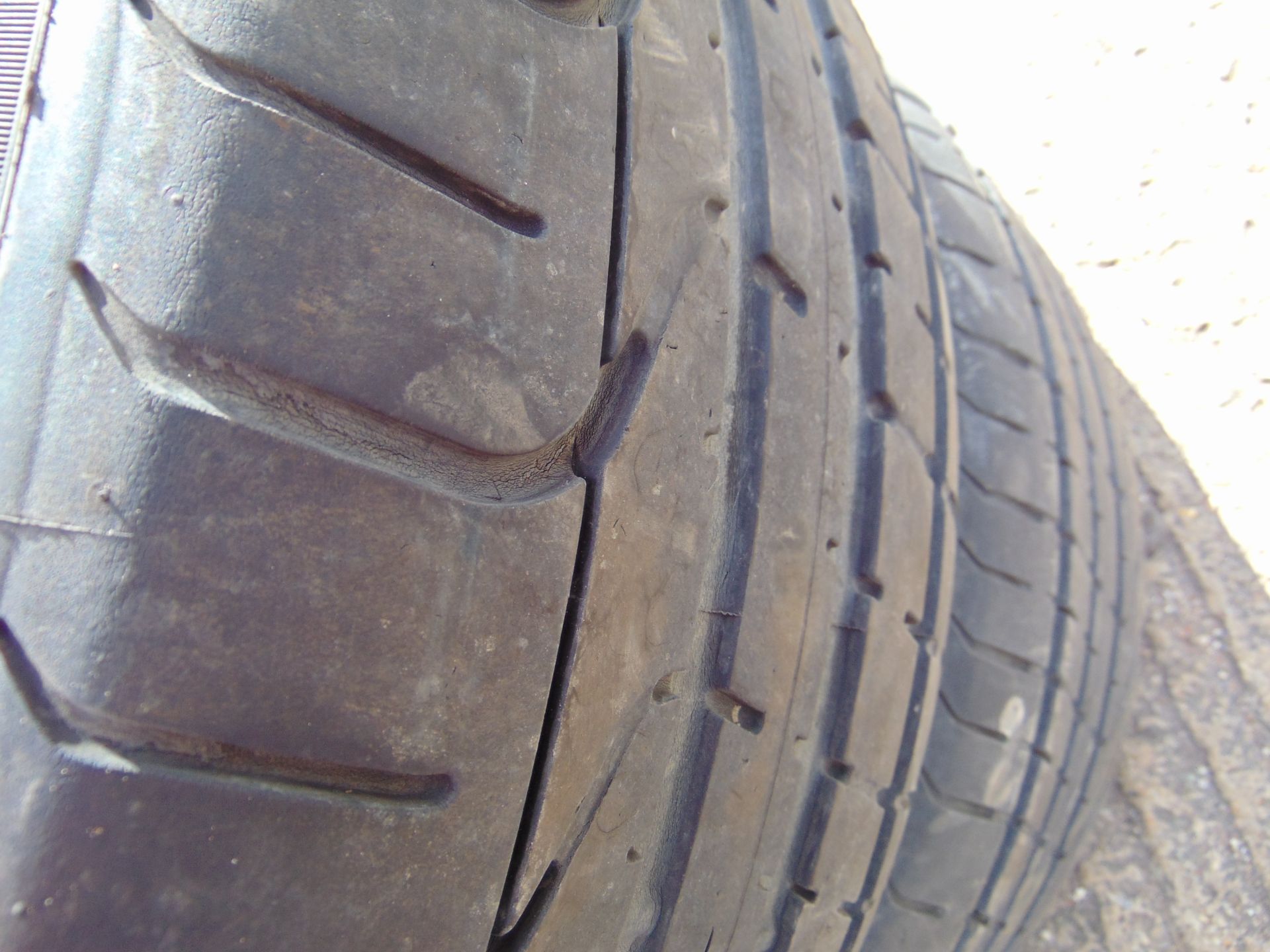 2x Pirelli P Zero 225/40 ZR19 96W Tyres - Image 3 of 6