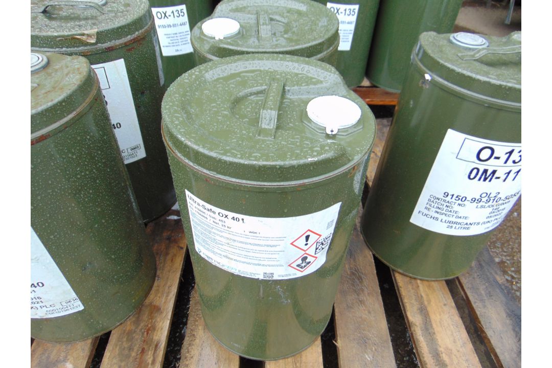 2x 25 litre Drums of OX-40 General Purpose Water Based Hydraulic Fluid - Image 1 of 2