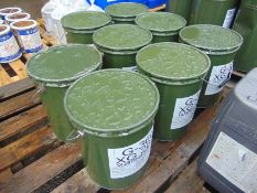 8x 12.5Kg Drums of XG-284 Highly Refined All Purpose Grease