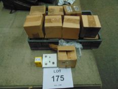 16 x Land Rover etc 12 Volt Emergency Bulb sets