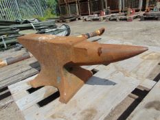 Heavy Duty Blacksmiths Anvil