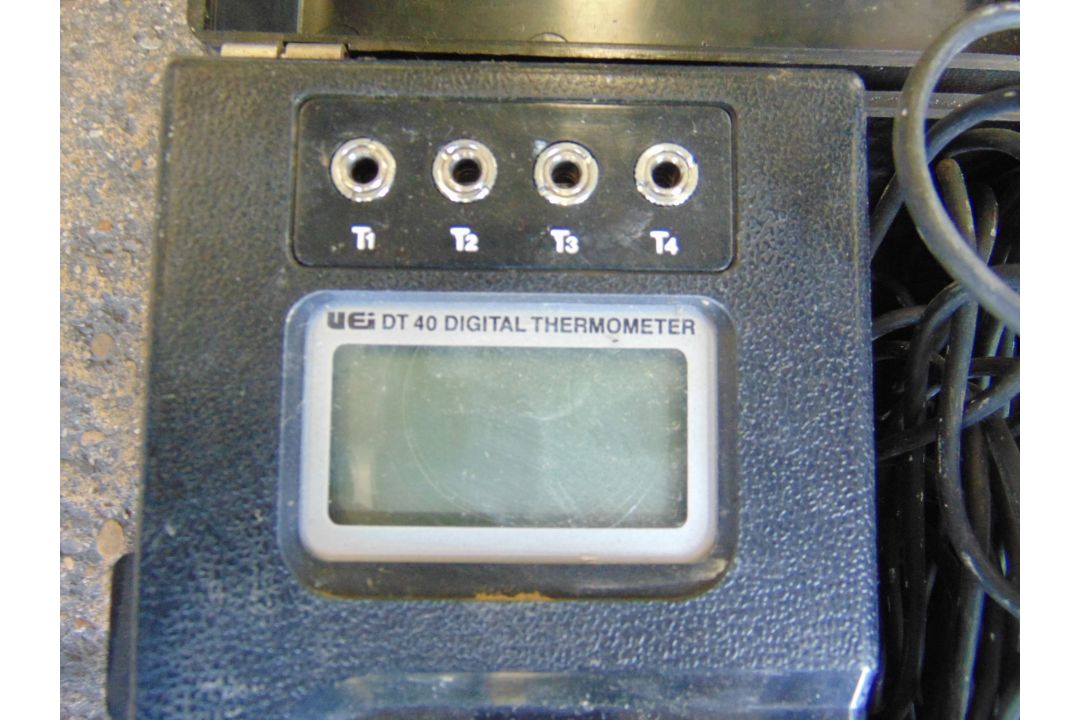 UEi DT40 Universal Enterprises 4 Station Digital Thermometer Tester - Image 2 of 4