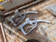 2x Fuel Delivery Nozzles