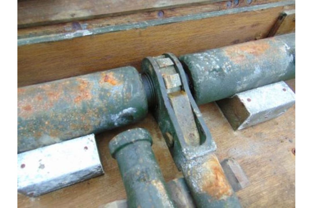 Pair of Heavy Duty Ratchet Jacks - Image 3 of 7