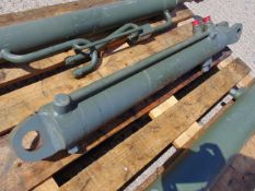 New Unissued 105cms Hydraulic Boom Ram as shown