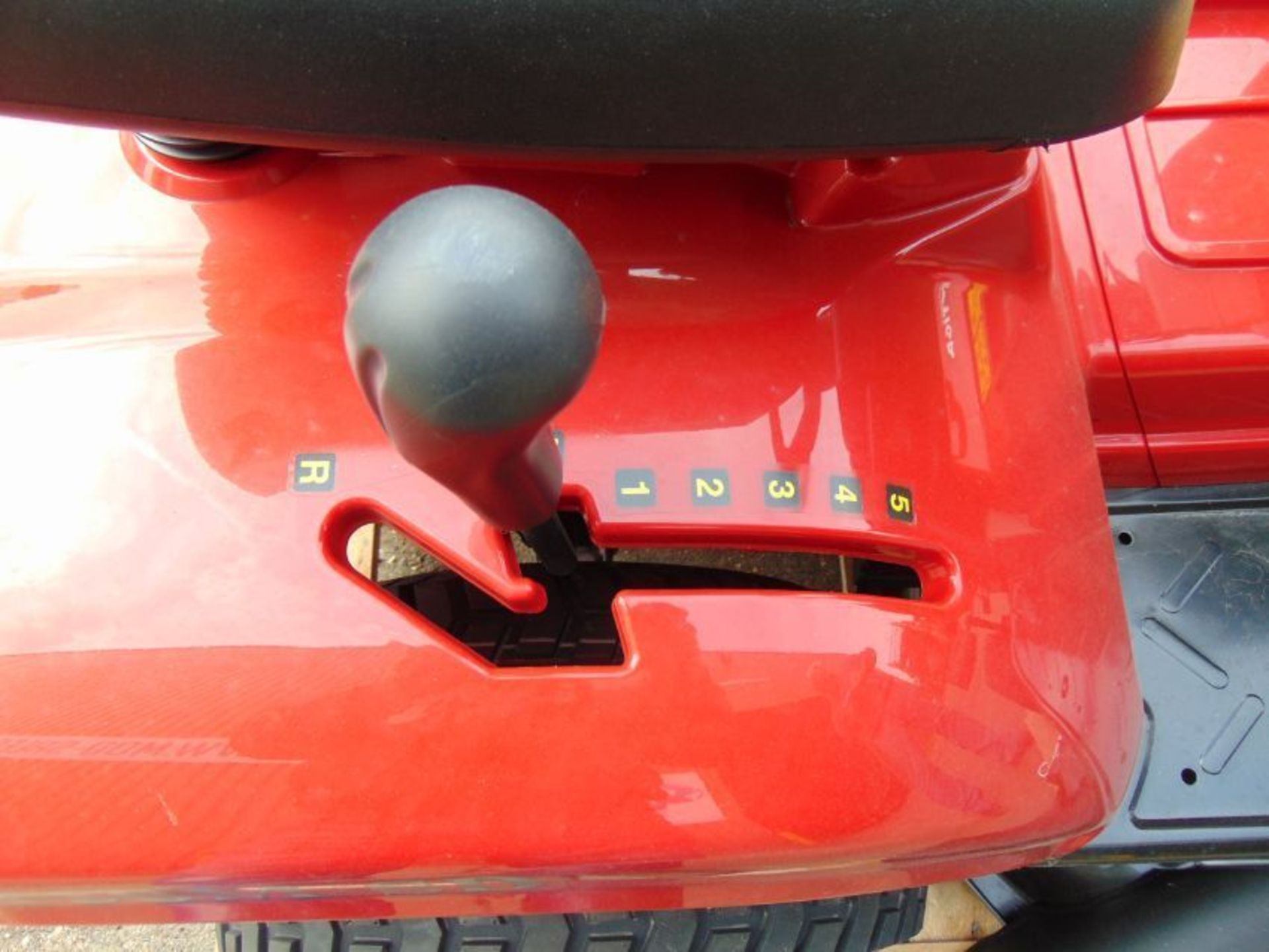 New Unused Mountfiled T38M-SD Garden Tractor Ride On Lawn Mower STIGA ST450 Engine - Image 12 of 20