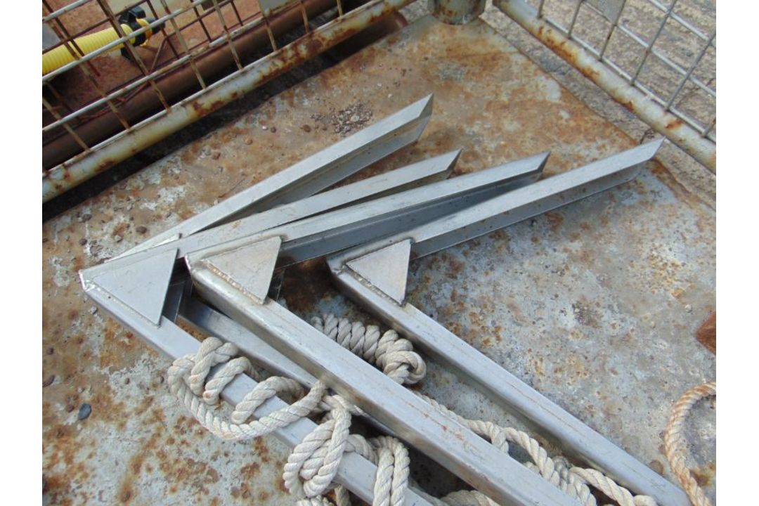 4x Anchors - Image 2 of 3