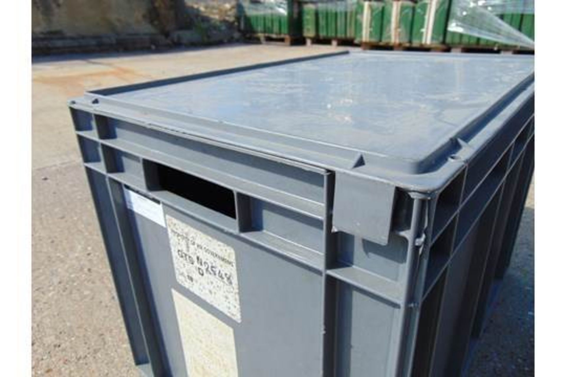 5 x Standard MoD Stackable Storage Boxes c/w Lids - Image 2 of 5