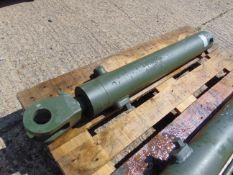 New Unissued 105cms Hydraulic Boom Ram as shown