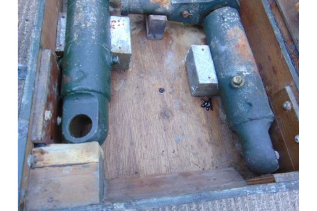 Pair of Heavy Duty Ratchet Jacks - Image 4 of 7