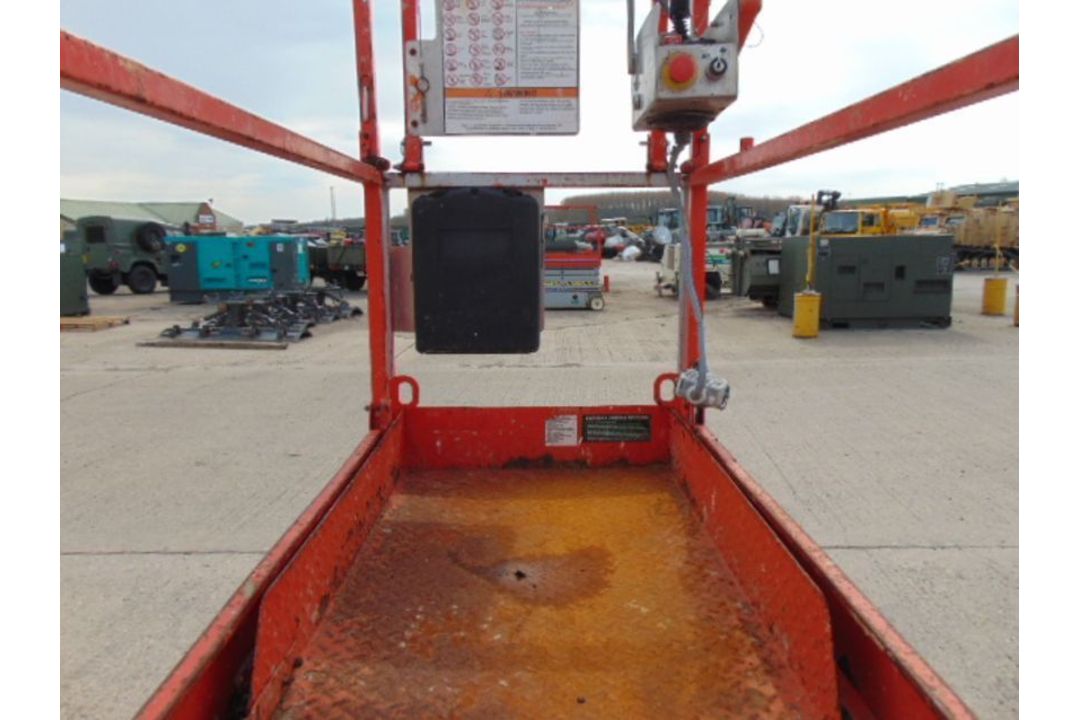 SKYJACK SJIII 3219 Electric Scissor Lift Access Platform ONLY 216 Hours! - Image 10 of 16