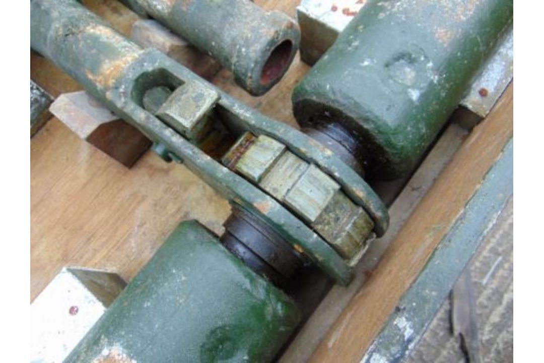 Pair of Heavy Duty Ratchet Jacks - Image 2 of 7