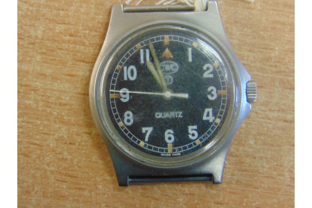 CWC W10 BRITISH ARMY SERVICE WATCH NATO MARKS DATE 1998 - Image 1 of 4