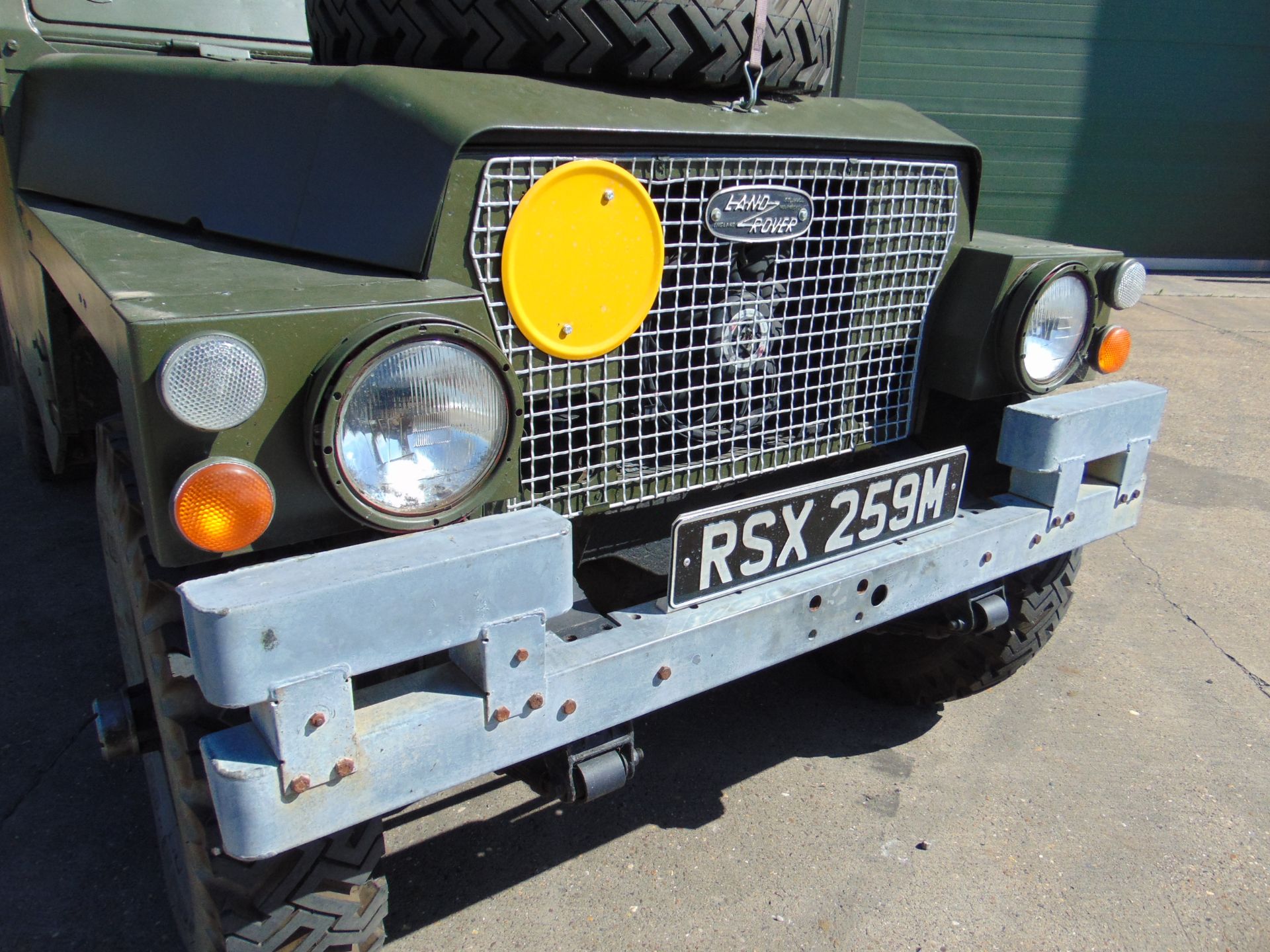 Land Rover 1/2 Ton Lightweight Petrol - Image 9 of 40