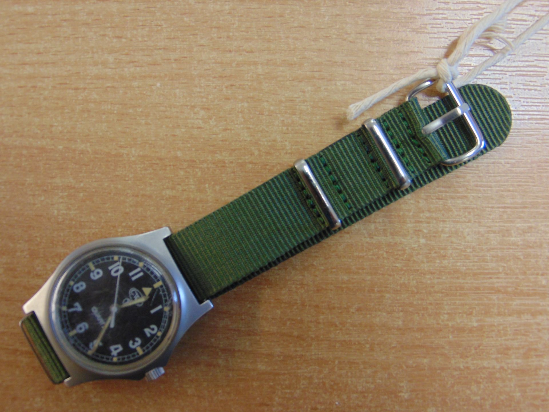 CWC W10 BRITISH ARMY SERVICE WATCH NATO MARKS DATED 1998