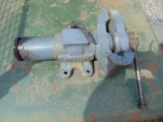 Large Rotating HD Vice