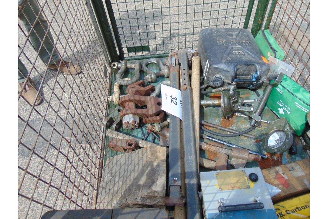 1 x stillage of Recovery Equipment Fittings CVRT CES etc - Image 4 of 5