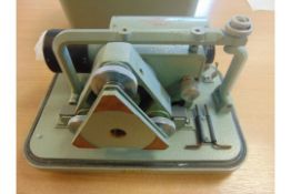 NEW AND UNISSUED SERIES S330 SURVEYORS LEVEL C/W INSTRUCTION ETC