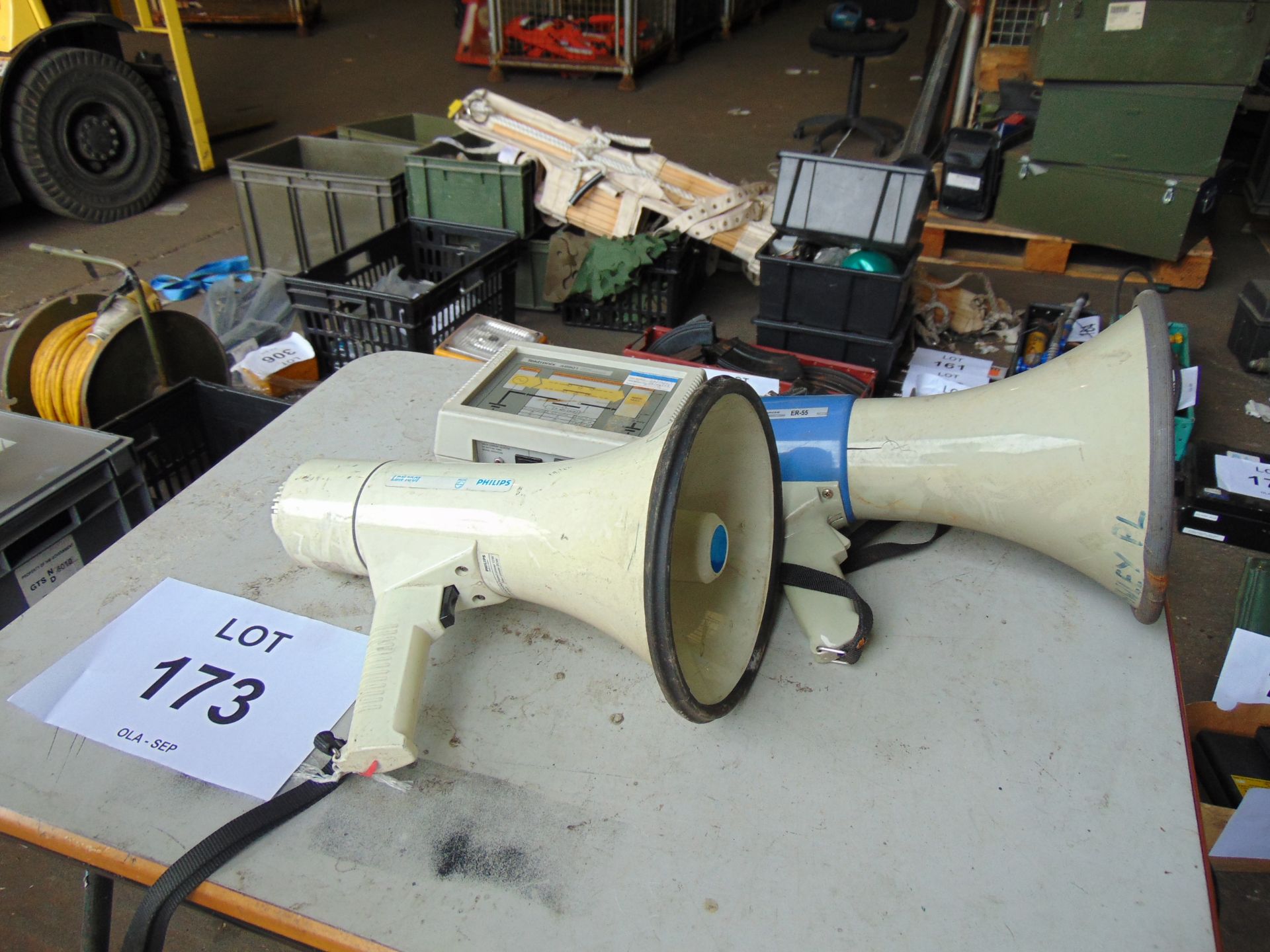 2 x Philips Loud halers and ground isolation monitor unit - Image 2 of 4