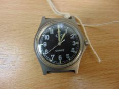 V. Rare 0552 R. Marines/ Navy CWC Service Watch Nato Marks Date 1990, 1st Gulf War