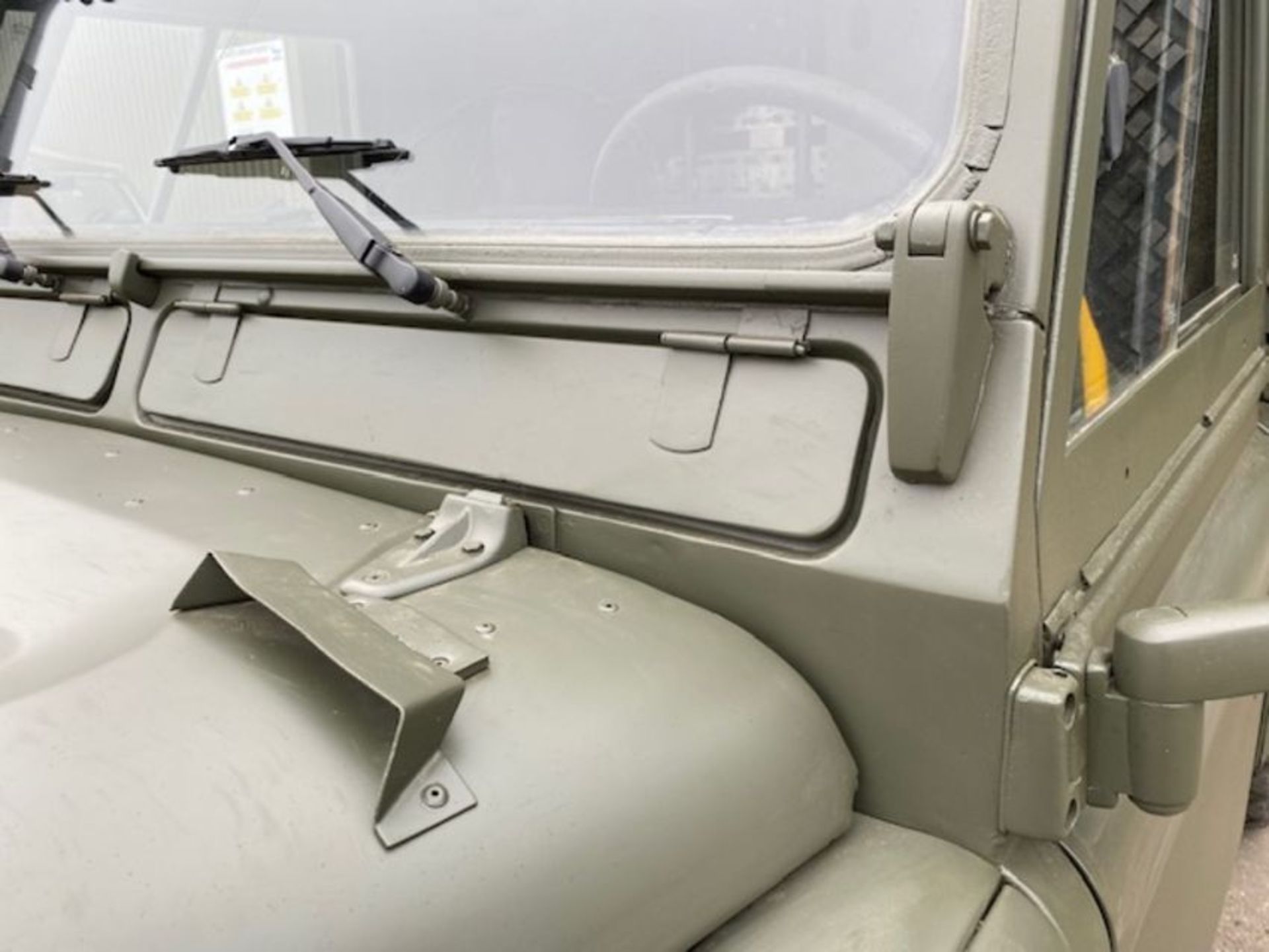 Land Rover Defender 110 Wolf 300TDi FFR hardtop LHD, TUM Remus upgrade - Image 21 of 47