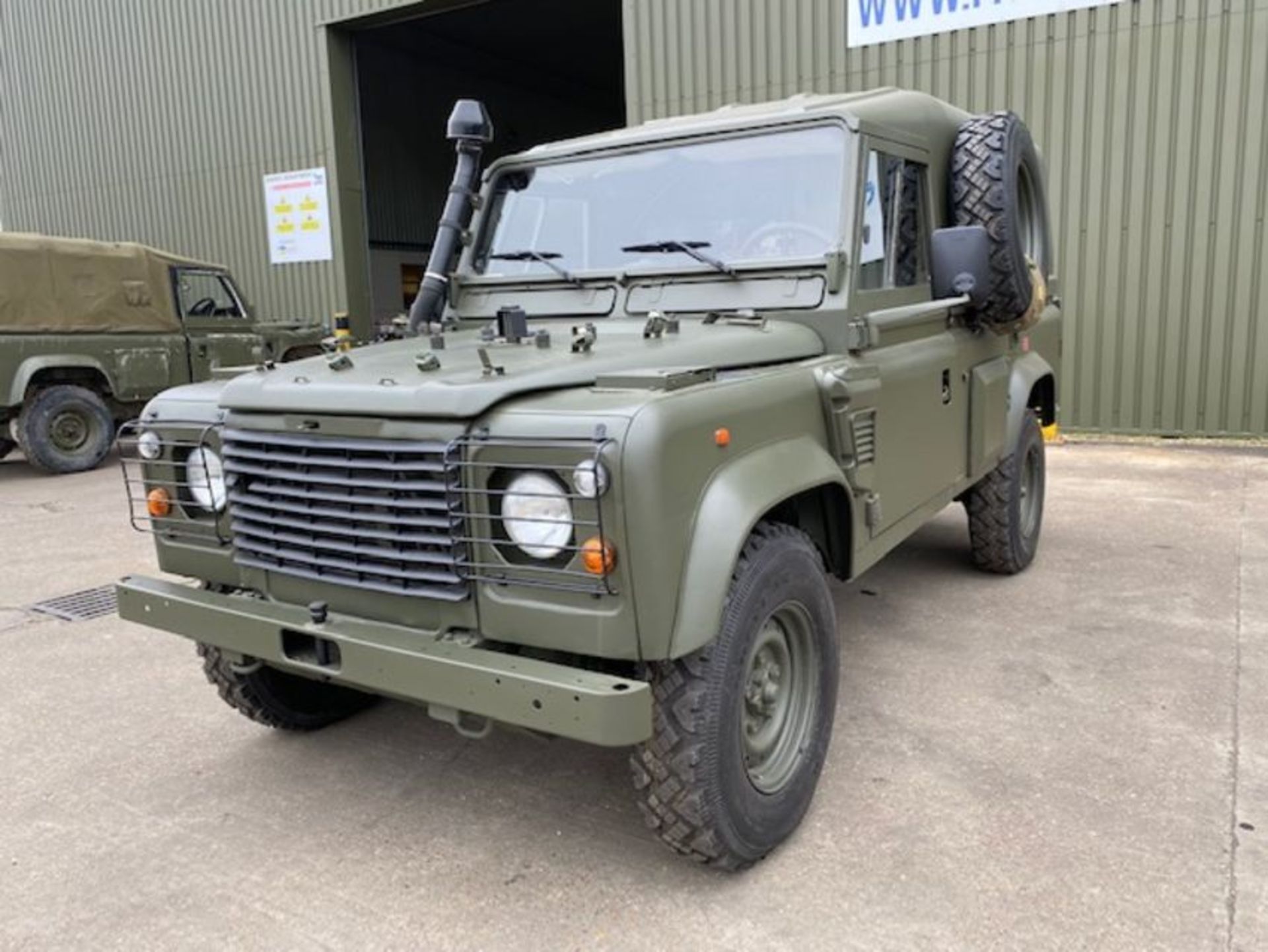 Land Rover Defender 110 Wolf 300TDi FFR hardtop LHD, TUM Remus upgrade - Image 2 of 47
