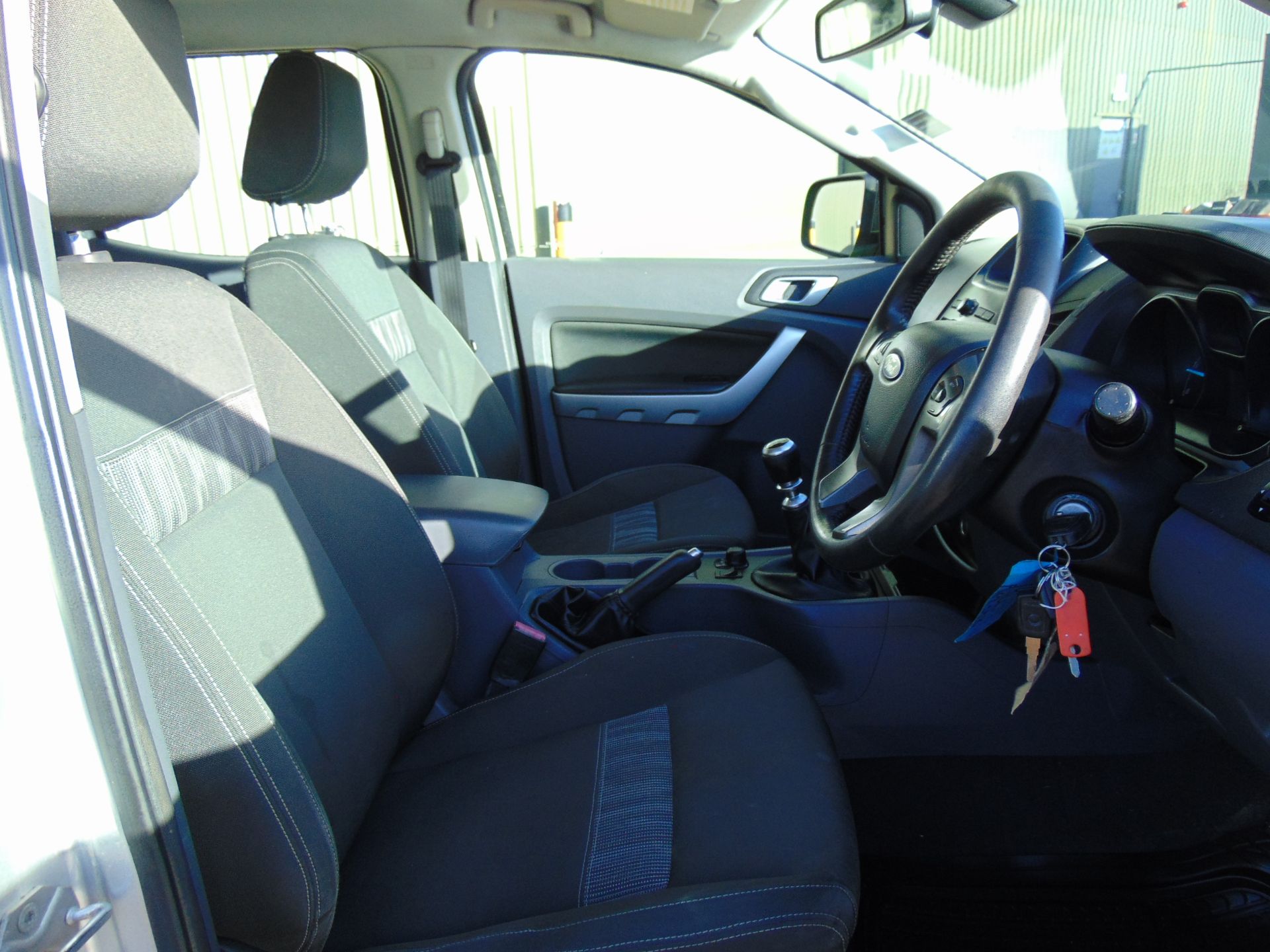UK National Park 1 Owner 2014 Ford Ranger 2.2 6 Speed Double Cab ONLY 80,917 Miles! - Image 23 of 35