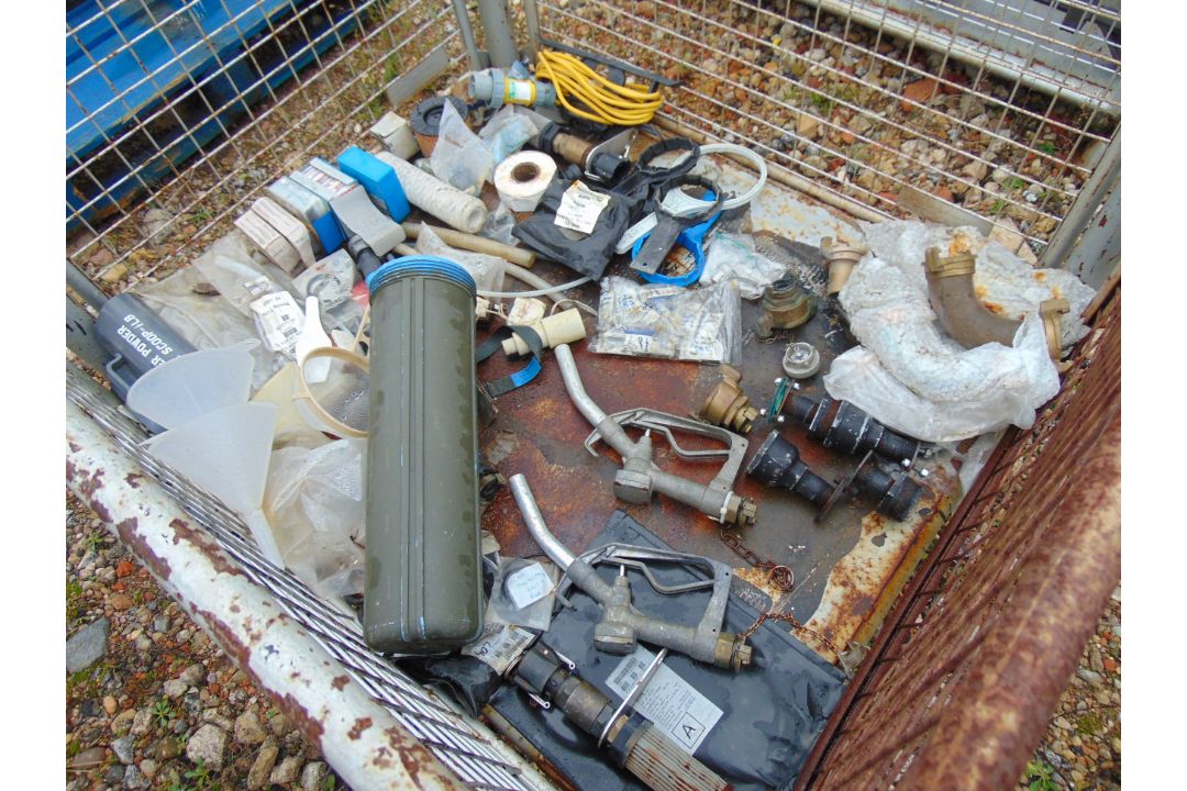 Nozzles, Funnels, Scoops, 110V Cable etc - Image 1 of 6