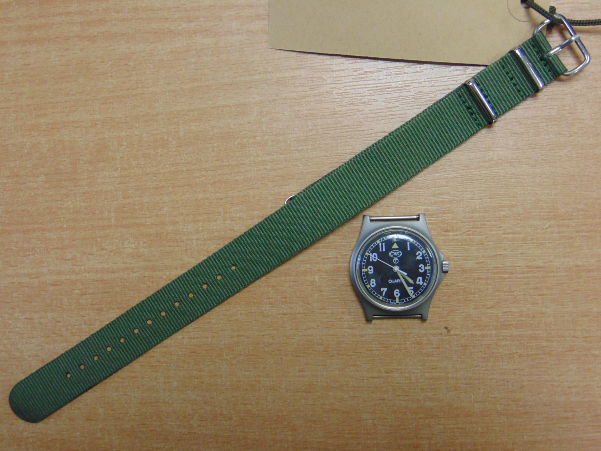 UNISSUED CWC W10 BRITISH ARMY SERVICE WATCH -WATER PROOF TO 5 ATM NATO MARKS DATE 2005 SN.3761 - Image 5 of 8