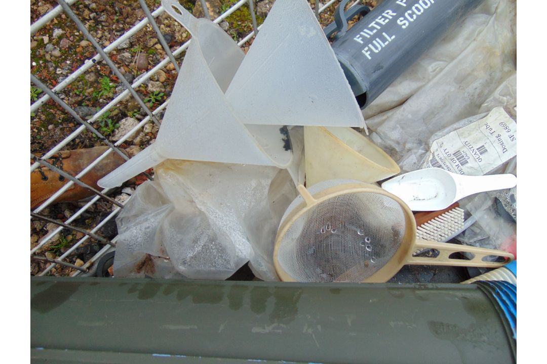 Nozzles, Funnels, Scoops, 110V Cable etc - Image 4 of 6